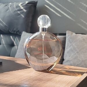Jennifer Lopez Still Perfume - Clear and Gold